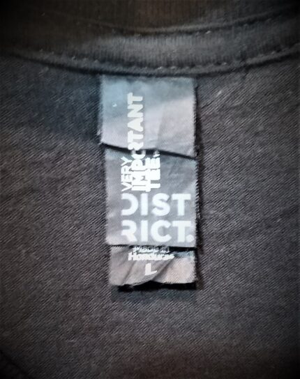 شناسنامه تیشرت مردانه مشکی چاپ سبز