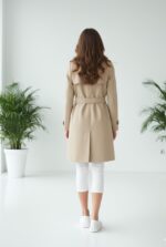 پشت بارانی کوتاه کرم